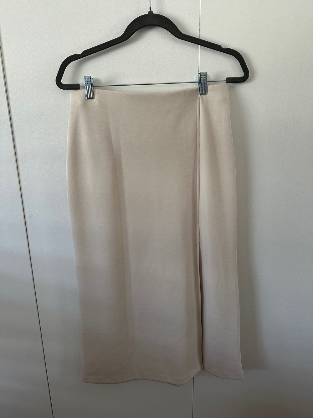 Uniqlo Cream Midi Skirt with Side Slit size Japan L